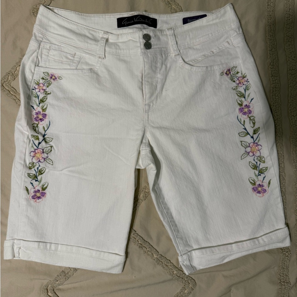Gloria Vanderbilt White Denim Shorts with Floral Side Embroidery